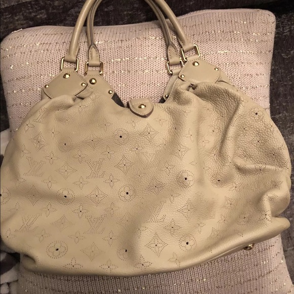 Louis Vuitton Mahina bag - Picture 3 of 16